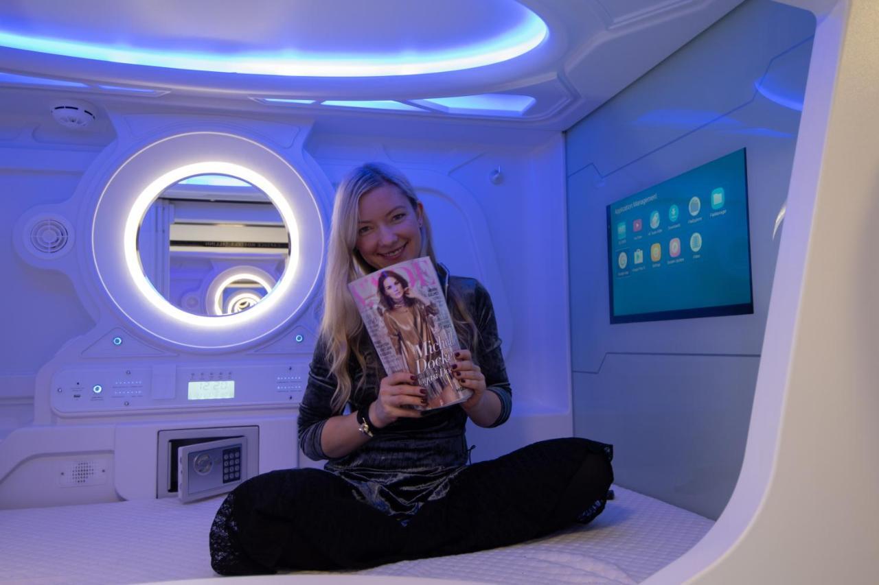 Capsule Hostels Tallin Exterior foto
