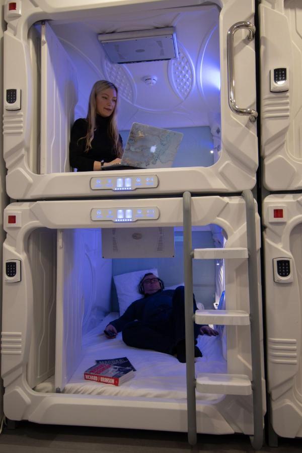 Capsule Hostels Tallin Exterior foto