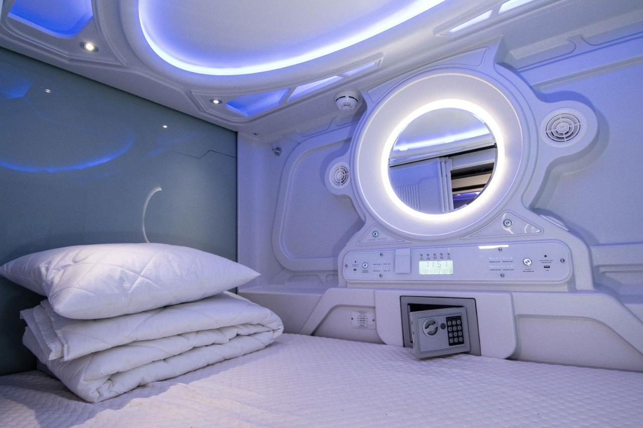 Capsule Hostels Tallin Exterior foto